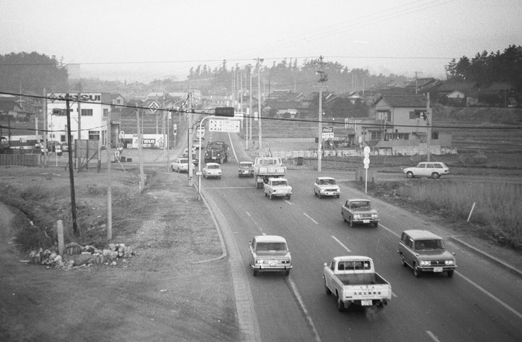 昭和44年当時の横根町交差点付近の様子