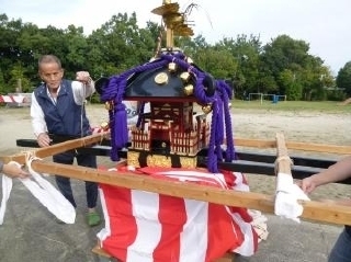 写真2：八幡社