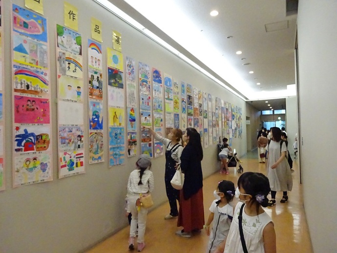 作品展示の様子の画像