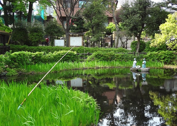 ひょうたん池の河童(4月撮影)