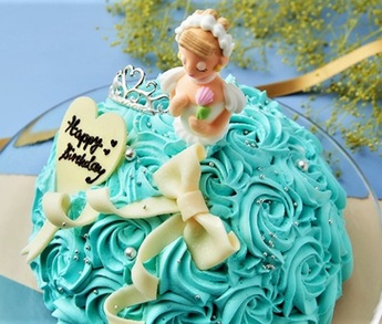 プリンセスケーキ（シンデレラ）の写真