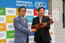 タケカワユキヒデ氏所蔵バイオリン寄託記念「大府とバイオリン展」
