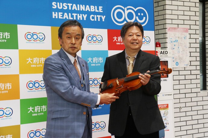 タケカワユキヒデ氏と岡村市長