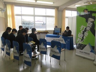 刈谷工科高校企業合同説明会1