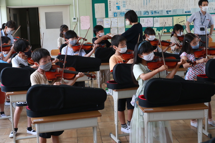 小学校バイオリン