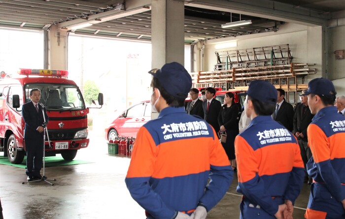 旧消防ポンプ自動車引渡式の様子