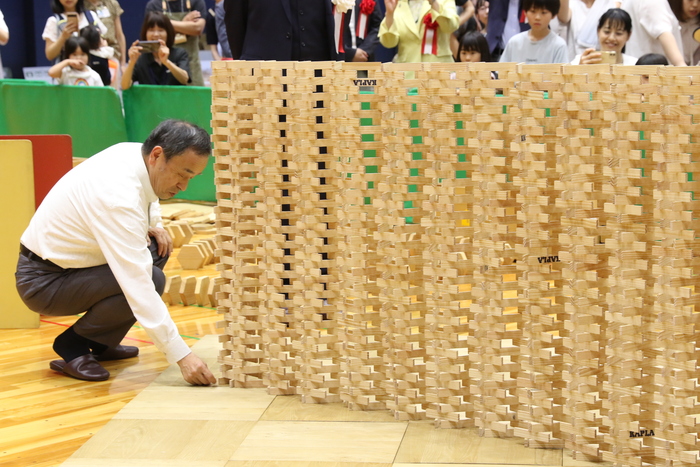 カプラ崩し「ナイアガラの滝」デモンストレーションの様子