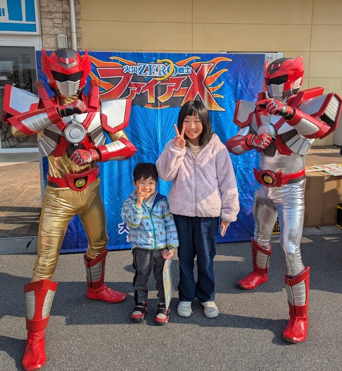 ファイアーエックスと記念撮影