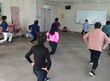 講座の様子（2024年度）体ぽかぽかエクササイズ