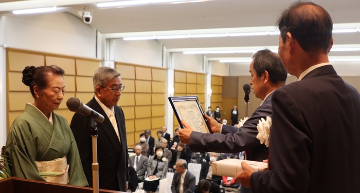 金婚・ダイヤモンド婚を祝う会の様子