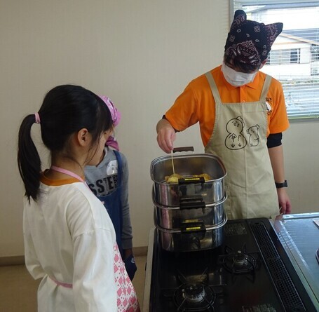 ミニパンプキンミートパイの写真です