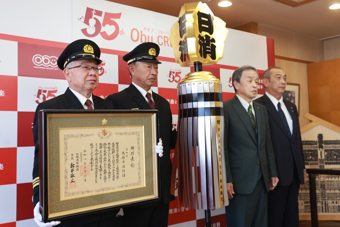 特別表彰まとい受賞報告の様子